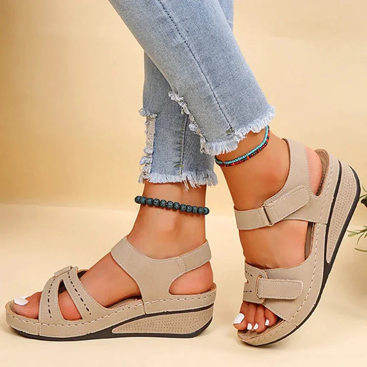 ALFREDA ORTHOPEDISCHE SANDALEN | Renzy